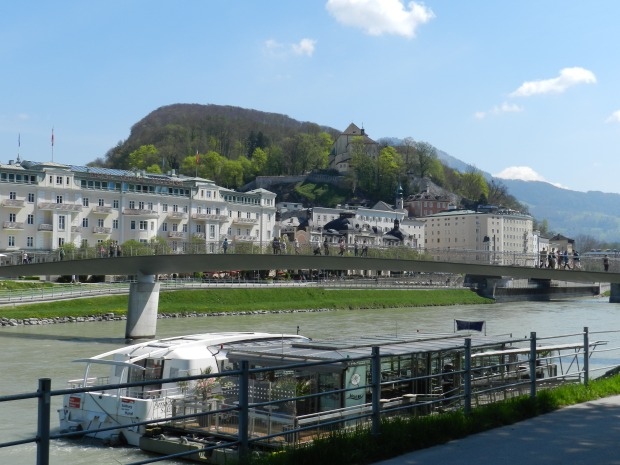 River Salzach and view of Kapunzinerberg Hill.